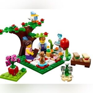 New Retired & Rare Romantic Valentine Picnic